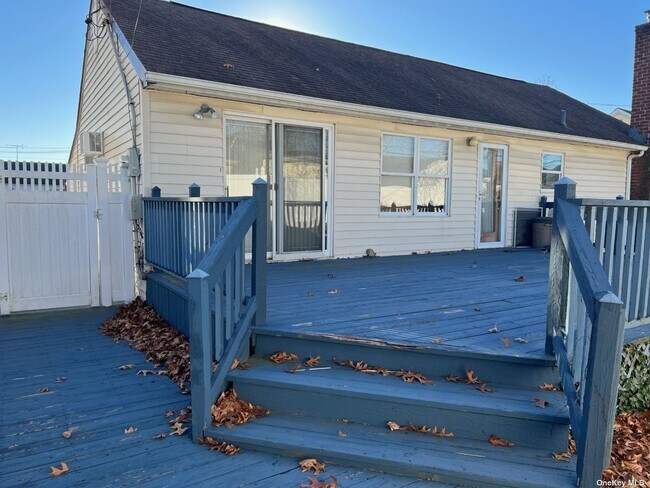Building Photo - 794 Cornell Rd