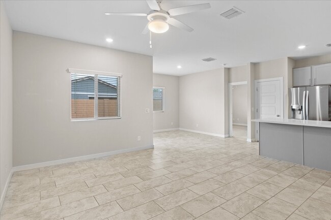 Foto del edificio - 993 E Cactus Wren Dr