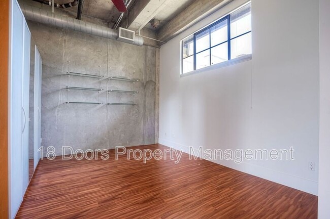 Building Photo - 3940 7th Ave
