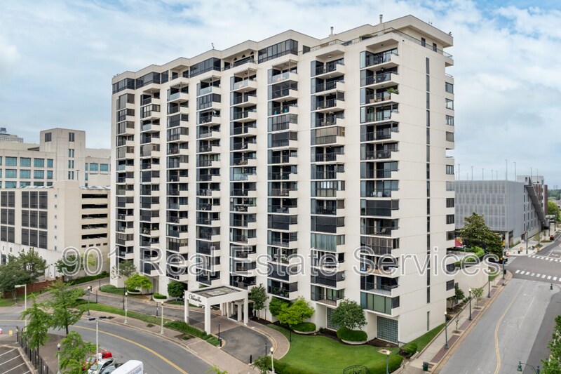 Foto principal - 200 Wagner Pl