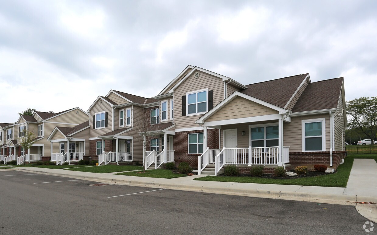 Foto principal - Beacon Pointe Townhomes