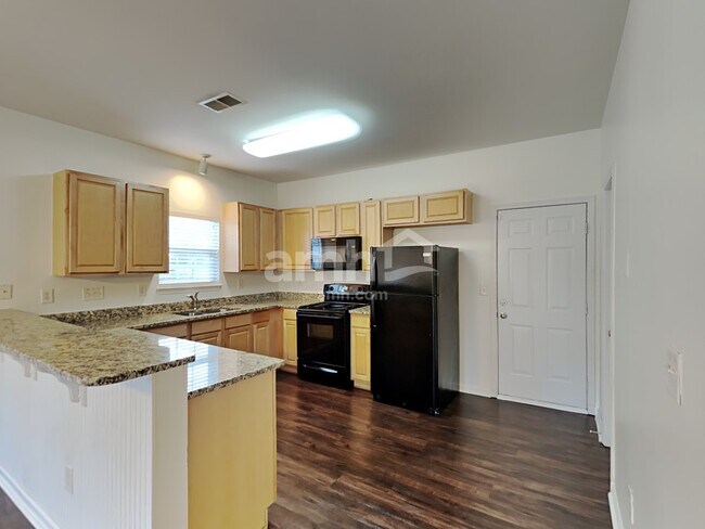 Foto del edificio - 14617 Karen Graham Ct