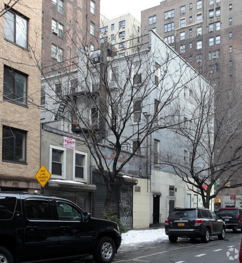 Building Photo - 985-987 First Ave