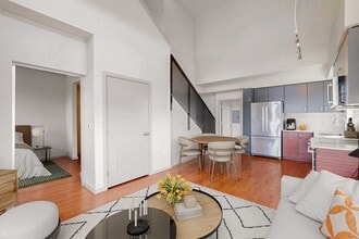 Building Photo - Milehouse