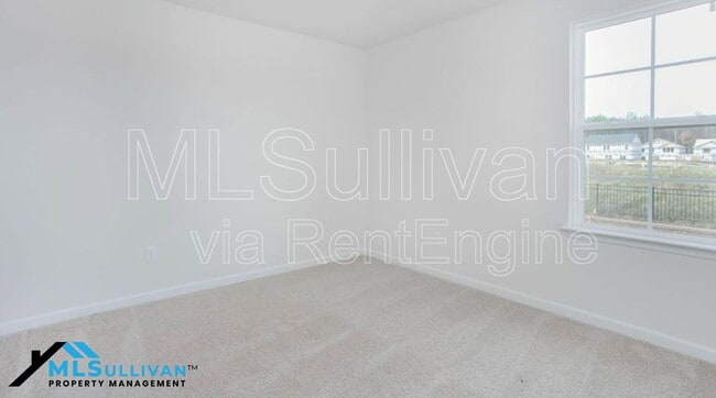 Building Photo - 2932 Egert Dr