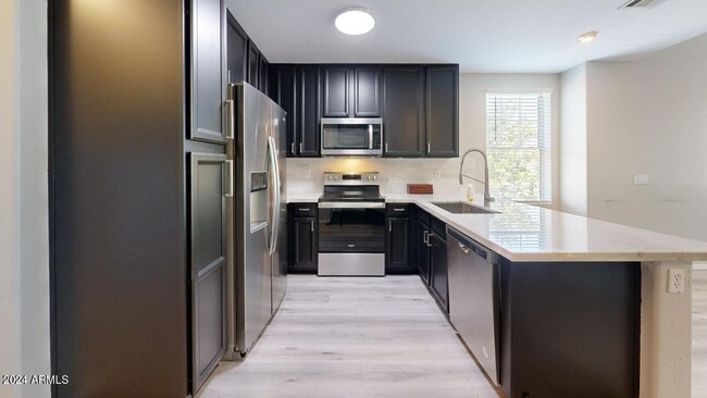 Foto del edificio - 164 W Campbell Ct