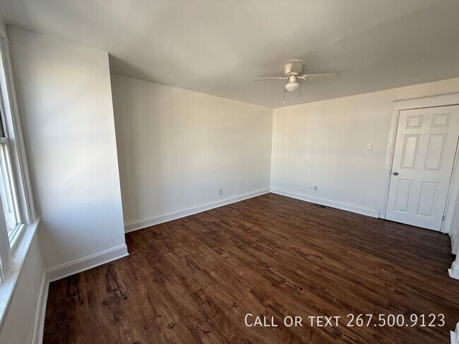 Building Photo - 226 W Ruscomb St