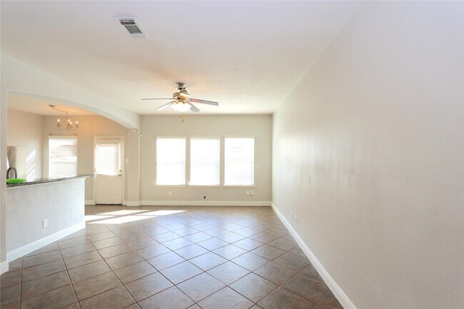 Foto del edificio - 6015 Yorktown Meadow Ln