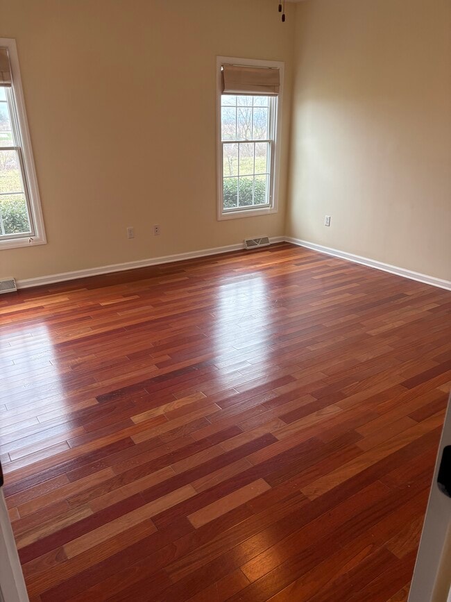 Building Photo - 409 Arabela Ct