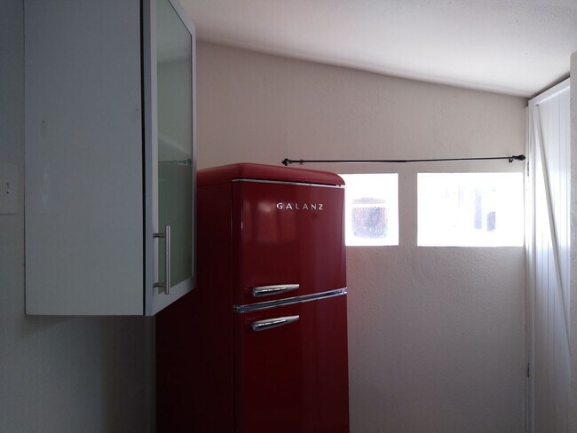 Foto del edificio - 1590 Tamarac St