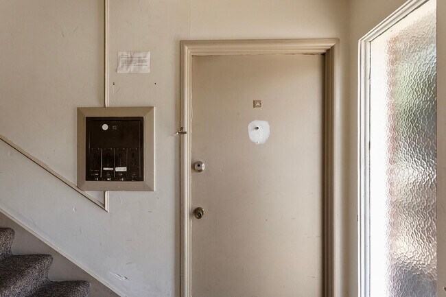 Foto del edificio - 8702 Wornall Rd