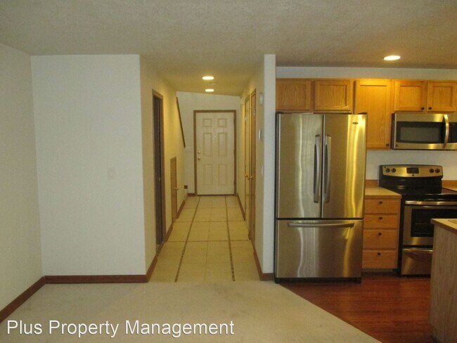 Building Photo - 2 br, 2.5 bath House - 1484 SW 16th Street