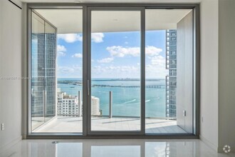 Building Photo - 300 Biscayne Blvd