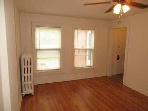 Building Photo - 121 E Gorham St