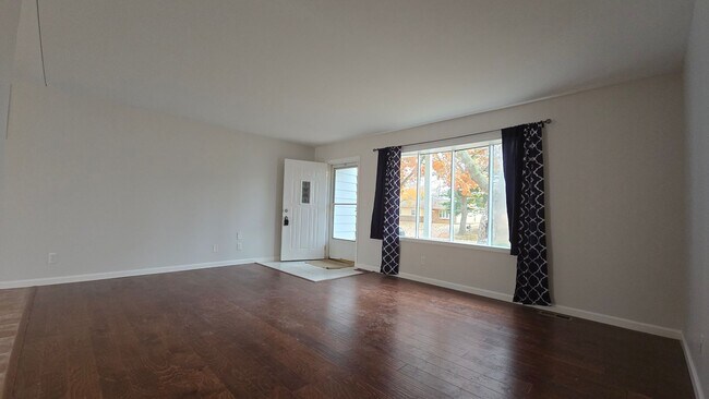 Foto del edificio - Renovated 3 Bed, 2 Bath Home Located in Stratford Park Neighborhood