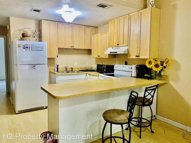 Building Photo - 2 br, 2 bath House - 1103 Ocala Road