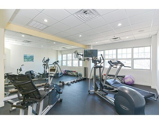 Foto del edificio - 550 Pleasant St