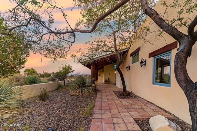 Building Photo - 1 Pinto Trail