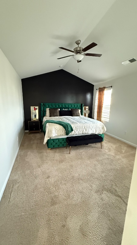 Foto del edificio - 250 Windfall Rd