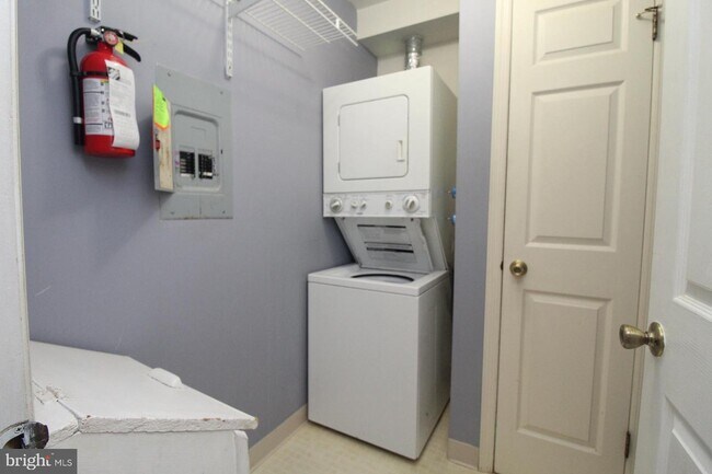 Foto del edificio - 29 Barclay Ct