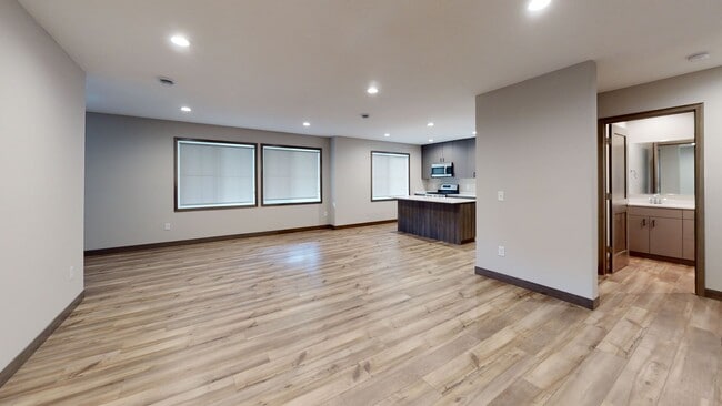 Foto del edificio - 882 20th Ave SE