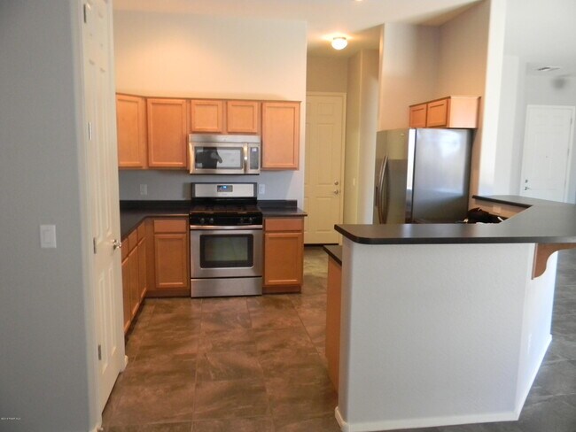 Foto del edificio - 3975 N Gower Dr