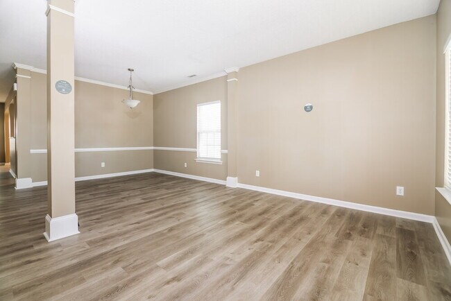 Building Photo - 8401 Neuse Hunter Dr