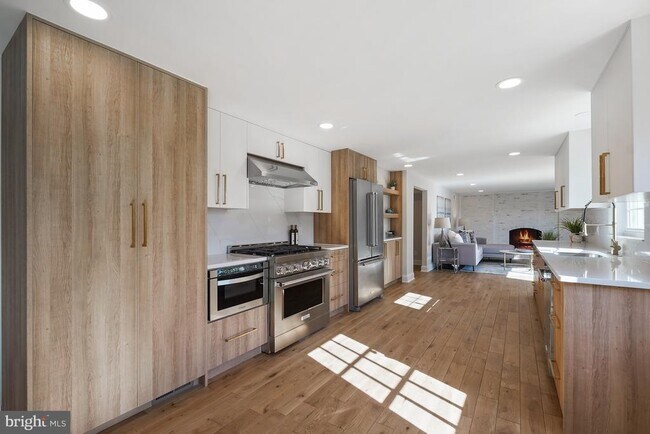 Building Photo - 12301 Espalier Pl