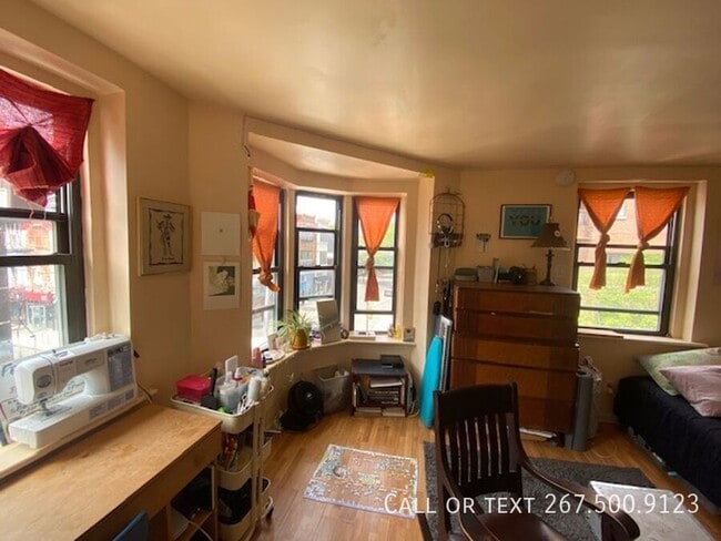 Building Photo - 252 South St