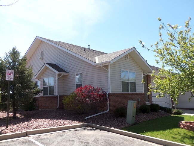 Building Photo - 1721 Maryknoll Pt