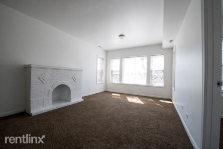 Foto del edificio - 3 br, 1 bath Apartment - 701 N Lotus Ave