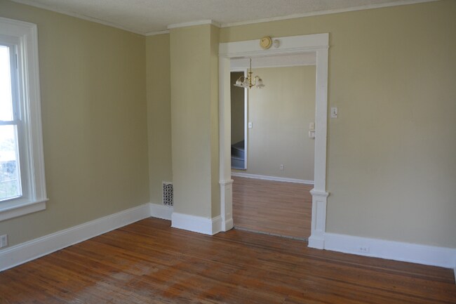 Foto del edificio - 1537 Howard Ave