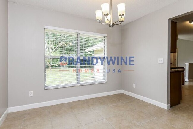 Building Photo - Happy New Year! Move in by 1/15 and get Fe...