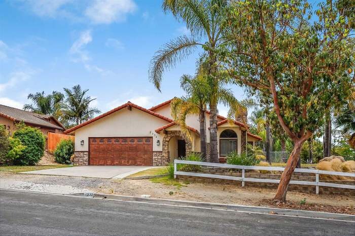 Foto principal - 1532 Belmont Park Rd
