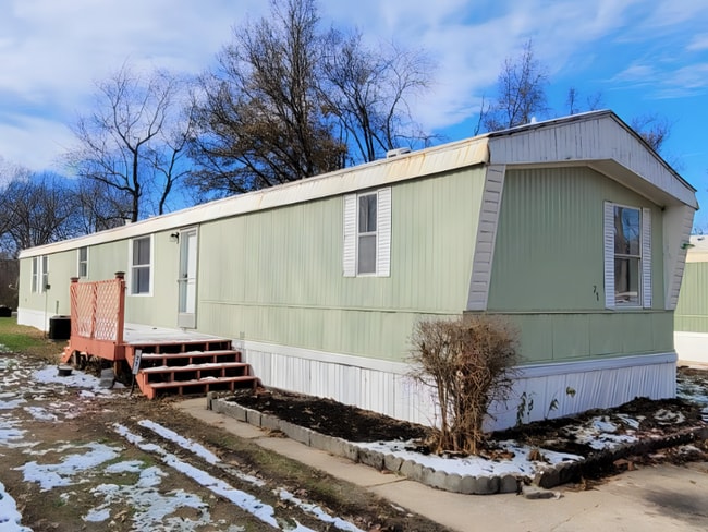 Foto del edificio - 77 Deerwood Park