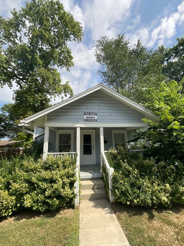 Primary Photo - *** AVAILABLE AUGUST 2026 *** 3 Bedroom, 2...