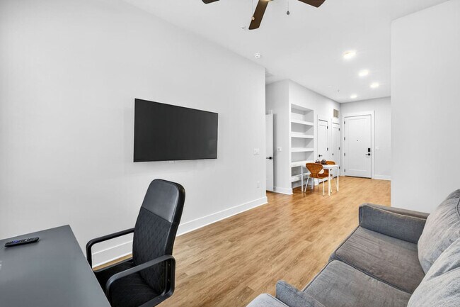 Foto del edificio - 1001 N Himes Ave