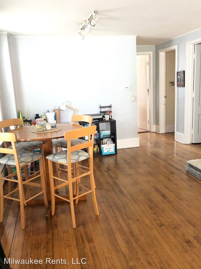 Foto del edificio - 1643 N Franklin Pl