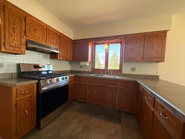 Building Photo - 8301 Normandy Ave