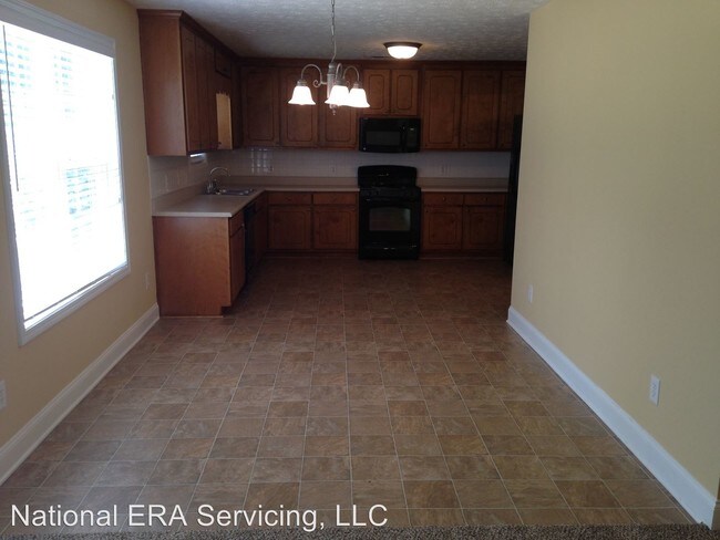 Foto del edificio - 1553 Queen Elizabeth Dr