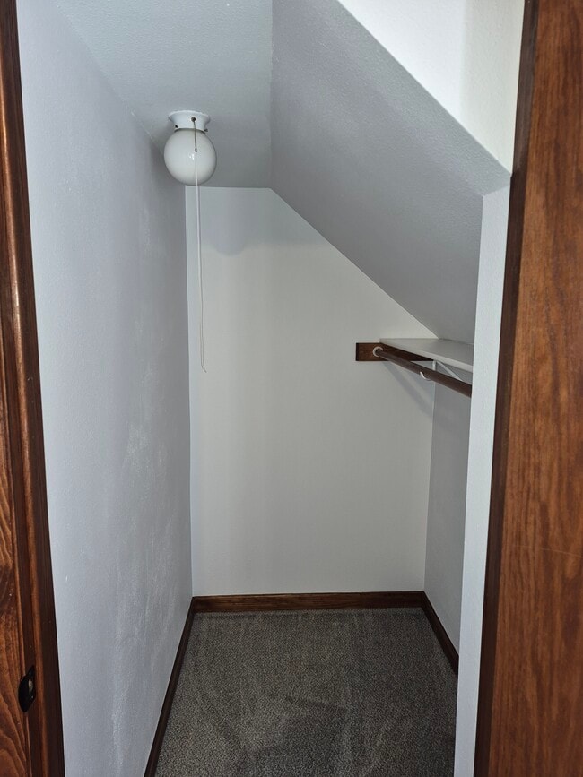 Building Photo - 202 Gadow Ln