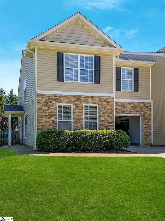 222 Marshland Ln, Greer, SC 29650 Condo for Rent in Greer, SC
