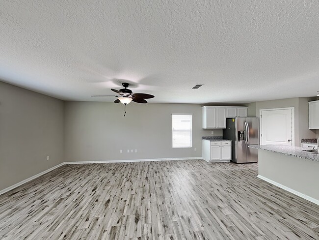 Building Photo - Magnolia West -GCS Home!!