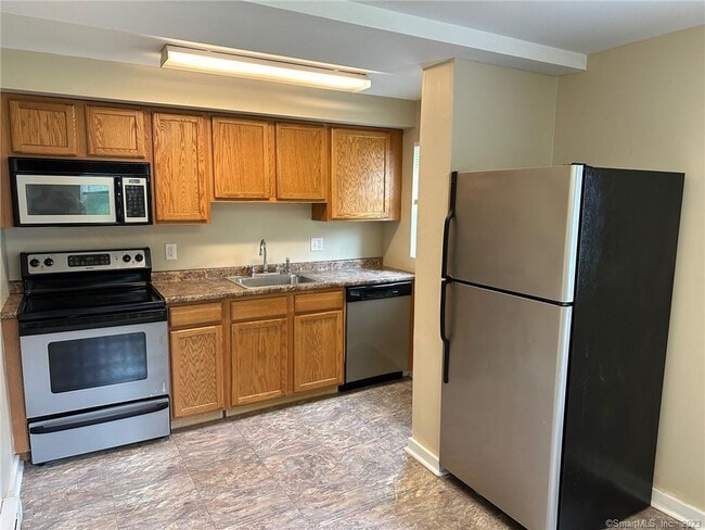 Foto del edificio - 83 Academy St