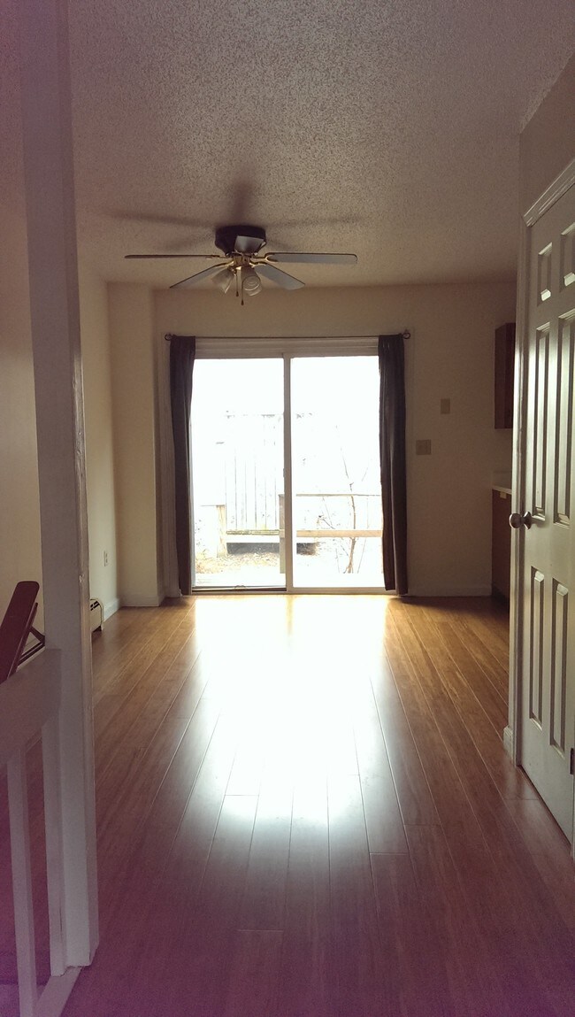 Kitchen - 83 N Champlain St