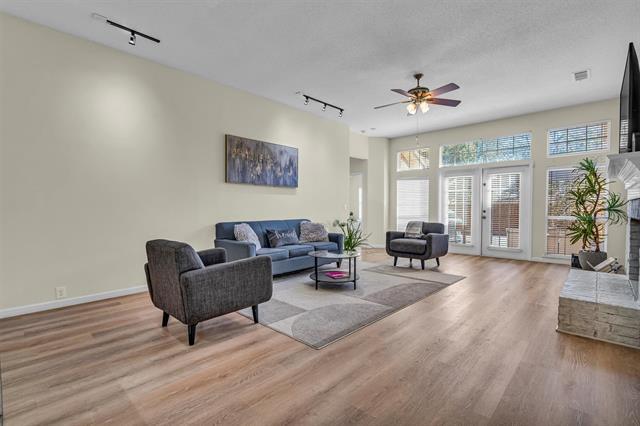 Building Photo - 8820 Smokey Dr