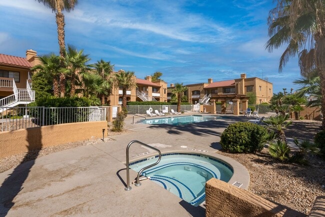 Building Photo - One bedroom one bath Condominium in Alexis Heights!