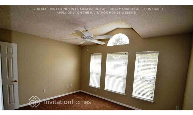 Foto del edificio - 120 Crown Colony Way