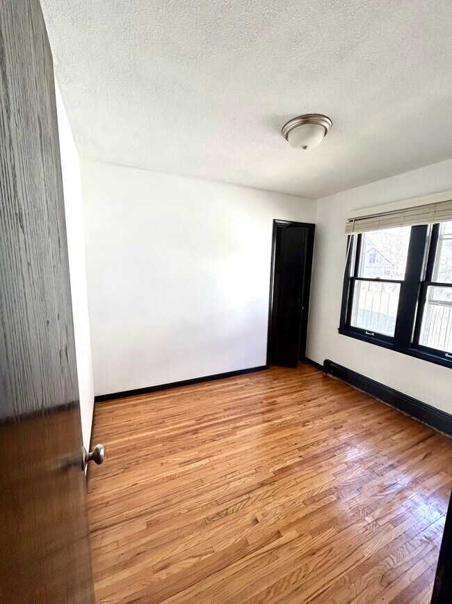 Foto del edificio - 4541 Camden Ave N