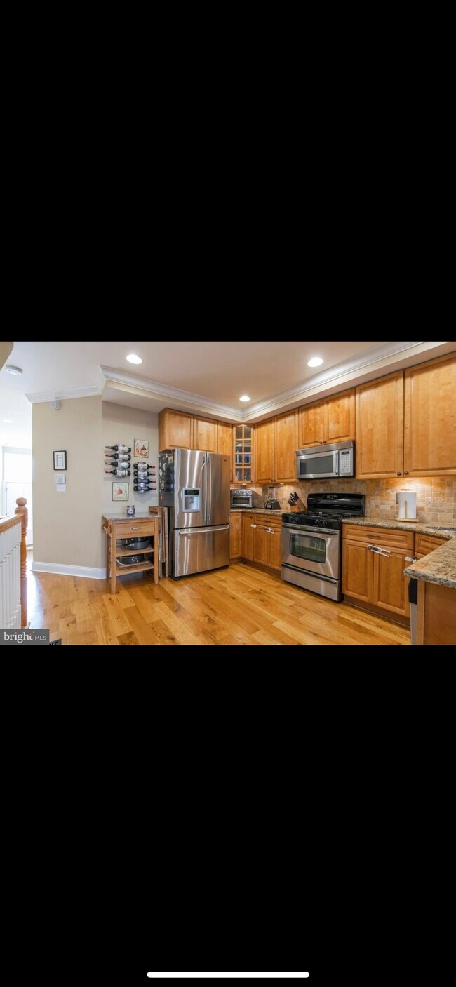 Kitchen - 920 S 20th St